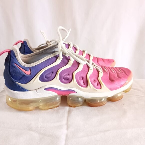 Nike Air VaporMax Plus SE Running Shoes Women’s Size 9.5 Comfort Sneakers - Picture 9 of 13